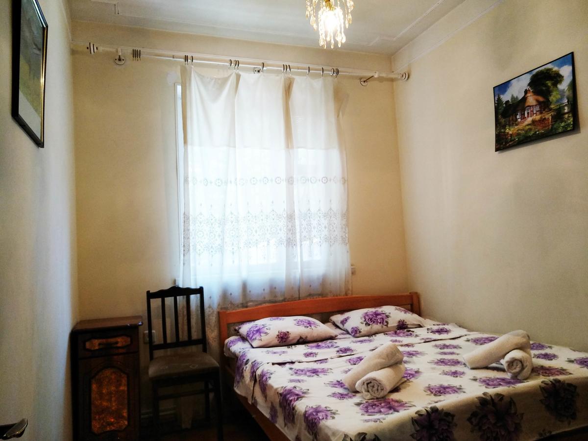 Hostel Sakharov & Tours Erivan Exterior foto